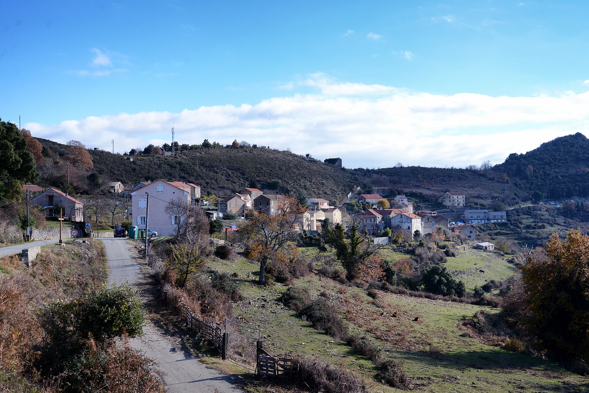 Village de Giuncaggio, près du Banana's